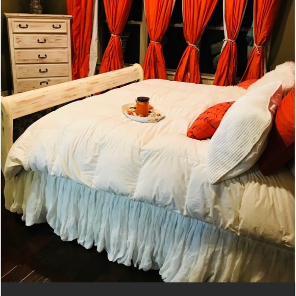 Meet your Posher, Lenora - Picture 2 of 12